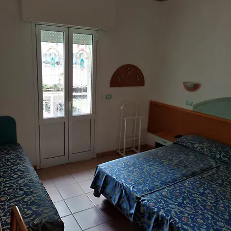Imperiale Sul Lungomare فندق غاتيو أ ماري